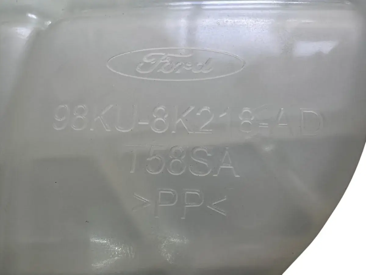 Deposito De Agua Con Tapa Ford Ka 20082013 Original