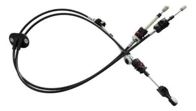 Juego de cables de selectora Ford Ecosport / Fiesta – Tipo original Código: 2S65-9E731-BE Marca: Importado. Juego de cables de selectora para Ford Ecosport y Fiesta. Repuesto importado de calidad tipo original, ideal para solucionar dificultades al pasar los cambios o desgaste del sistema de selección.